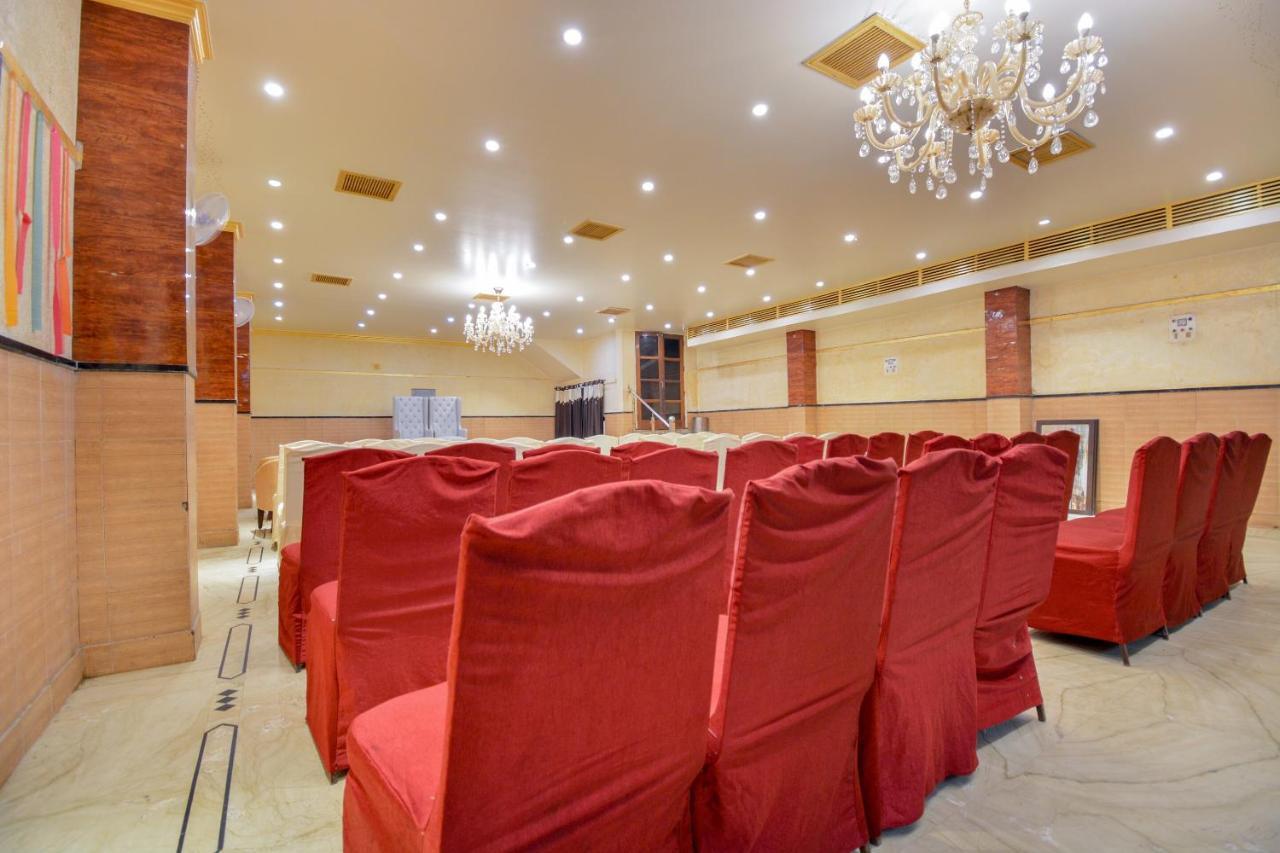 Oyo 46616 Hotel Abhinandan Jind Dış mekan fotoğraf