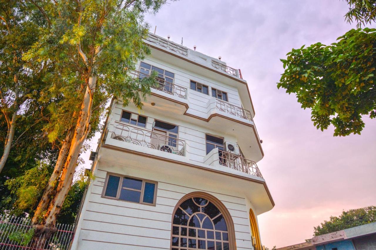 Oyo 46616 Hotel Abhinandan Jind Dış mekan fotoğraf
